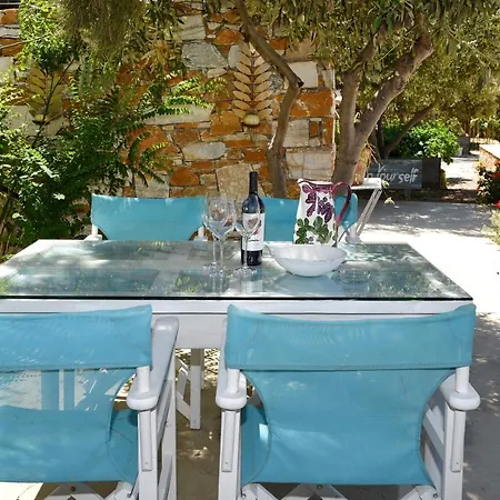 Good Life Greece Eco Posidhonia (Syros)